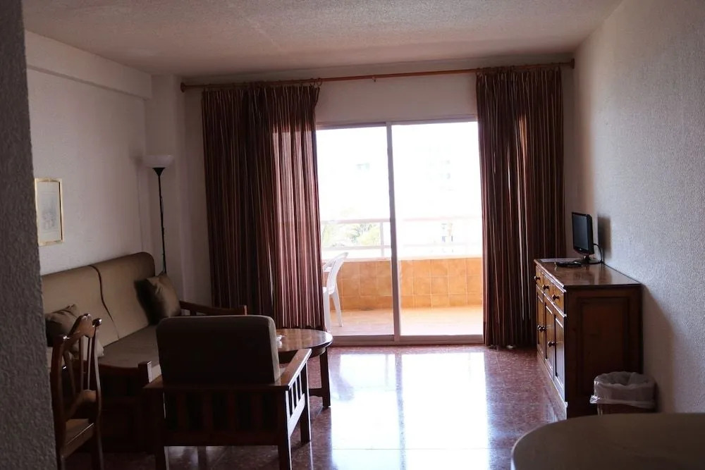 Apartamentos Florazar II Ajhory