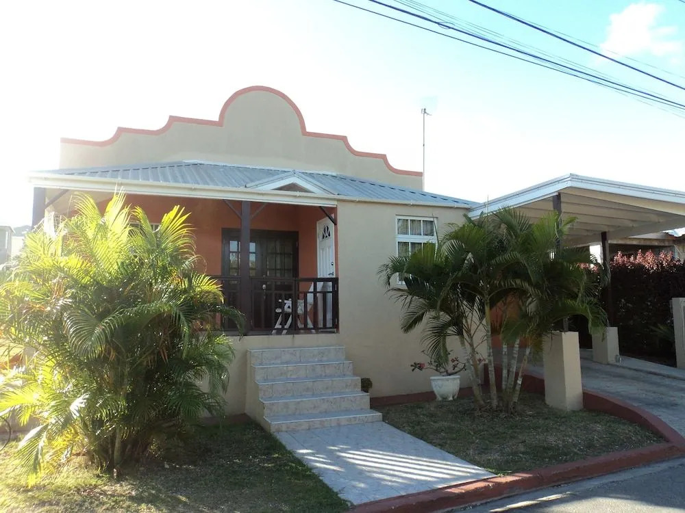 4 Coverley Crescent