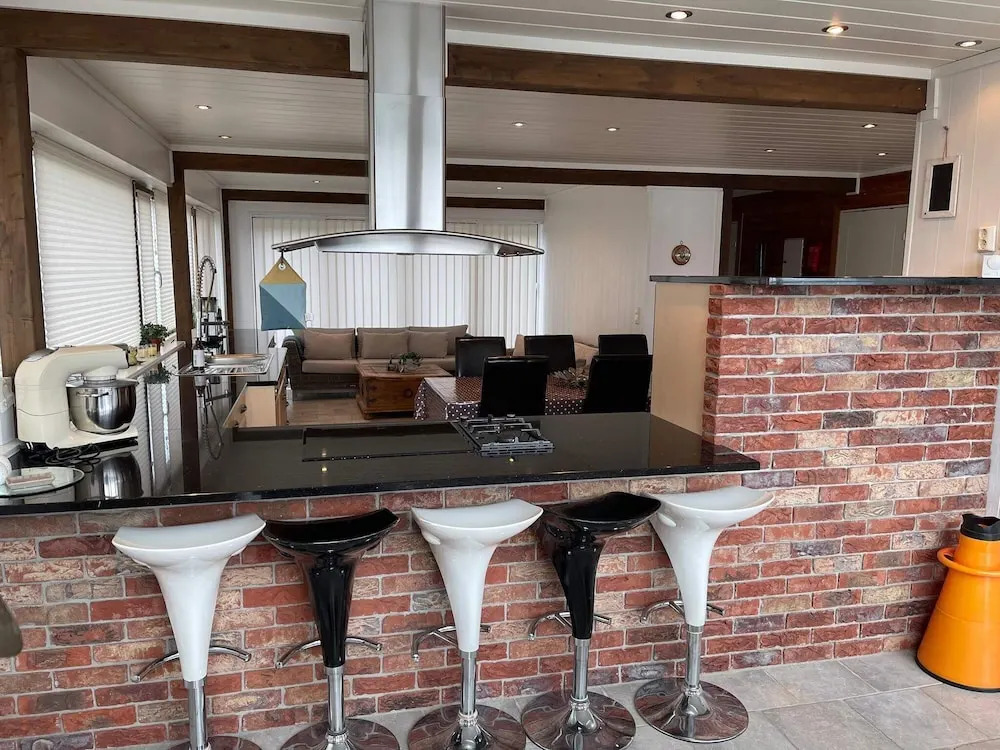 6 person holiday home in MOSTERHAMN