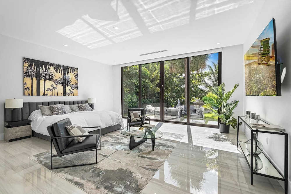 Villa Pesara by Rove Travel Luxury Riverfront