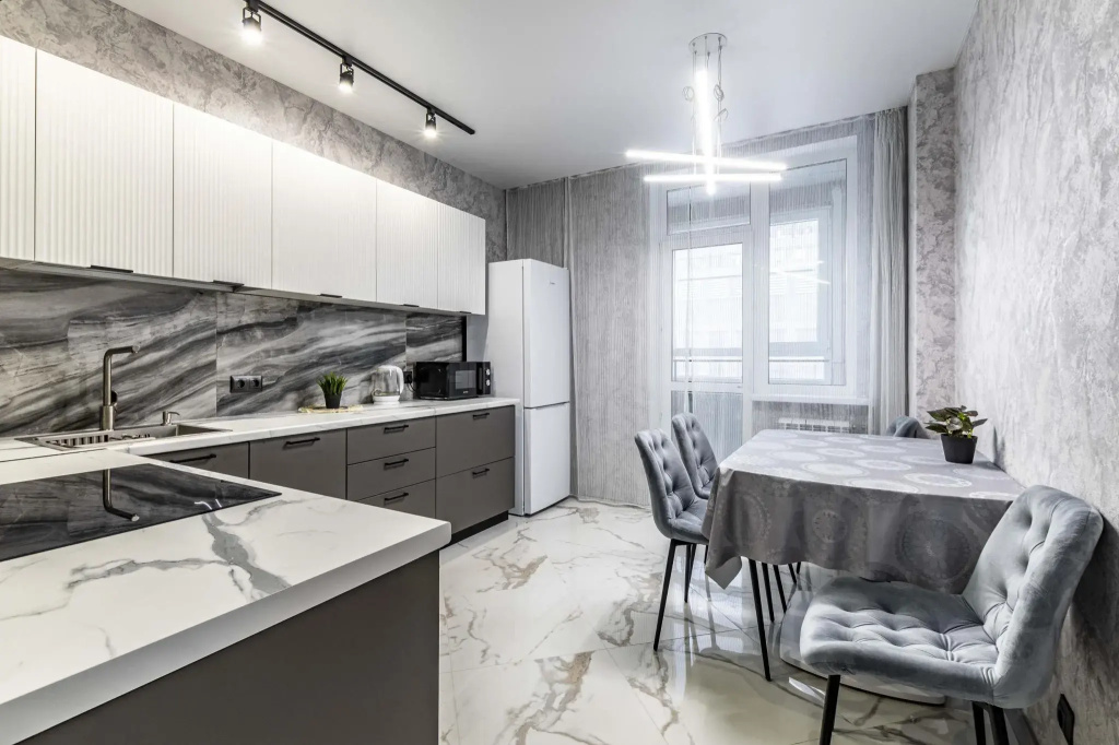 DreamHouse на Коуровской 13/3