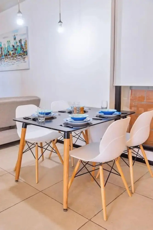 Save, pretty apt. W/playground, in Monterrey’s Center, 3 room, 1KSB, 2 SB, 2BTH. By Mty Living. S2 702