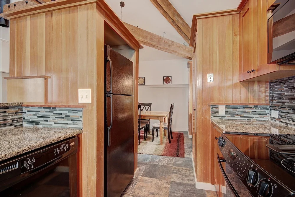 1903 Soda Springs I - 2 Br Townhouse