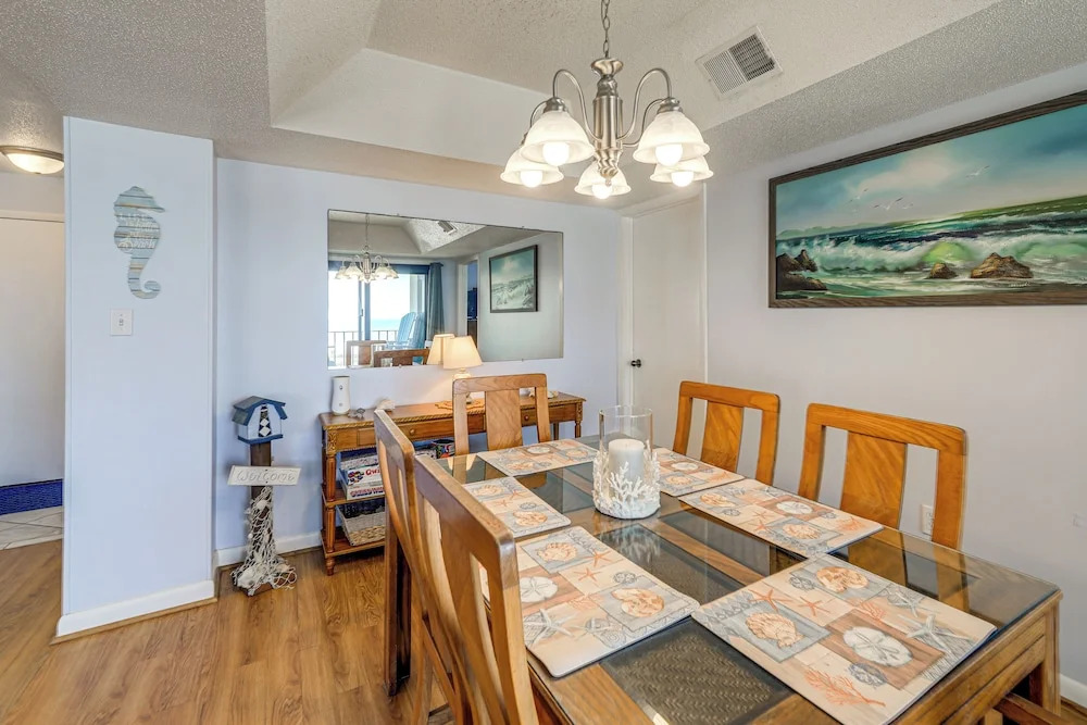 'the Lookout' Indian Beach Condo w/ Pool & Ocean