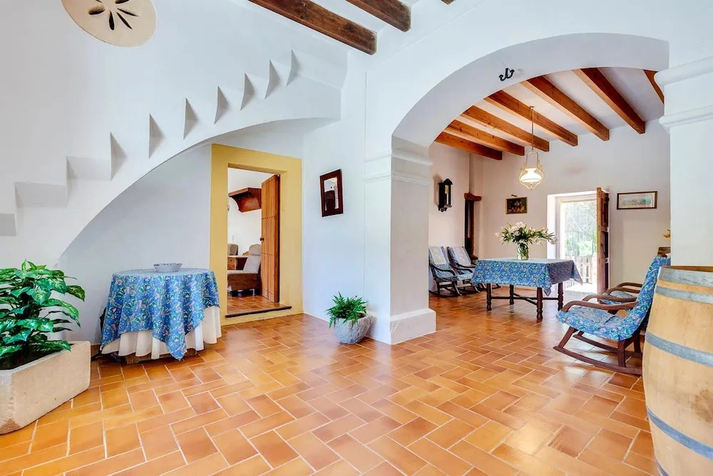 Villa With 4 Bedrooms in Illes Balears, With Private Pool, Enclosed Garden and Wifi Near the Beach