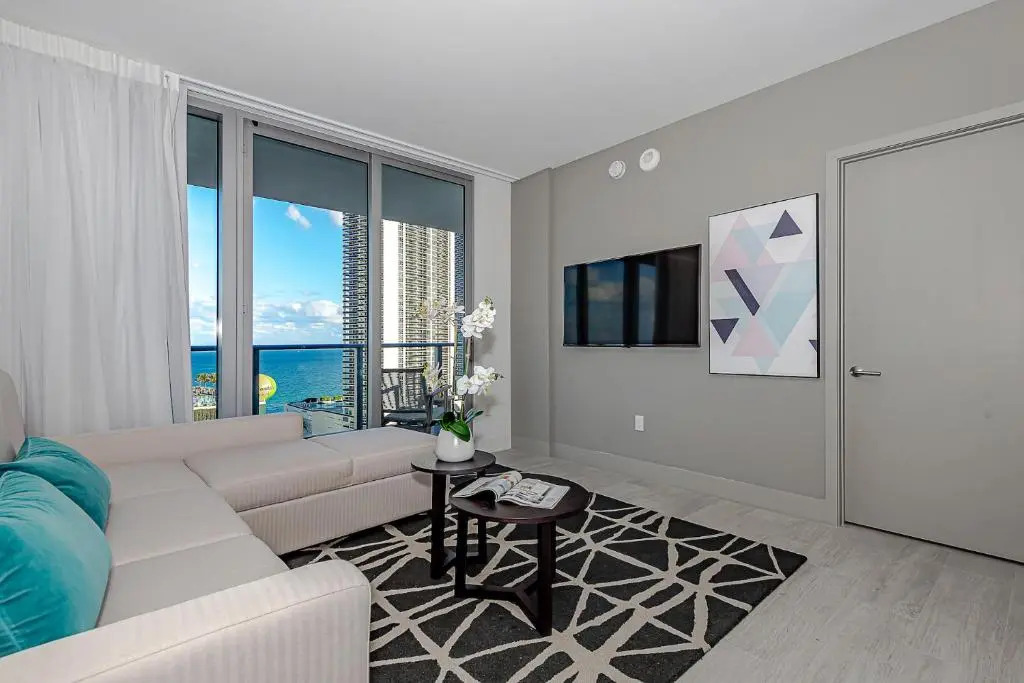 5 Brand New 2BR - Insane Views and Amenities