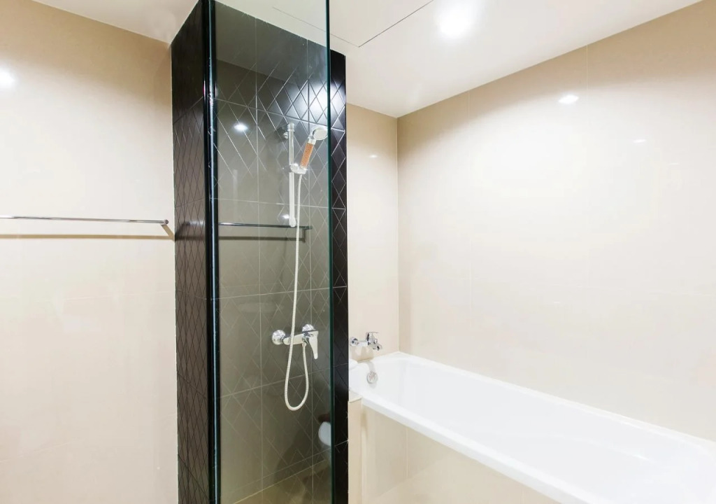 B2 Sriracha Premier Hotel