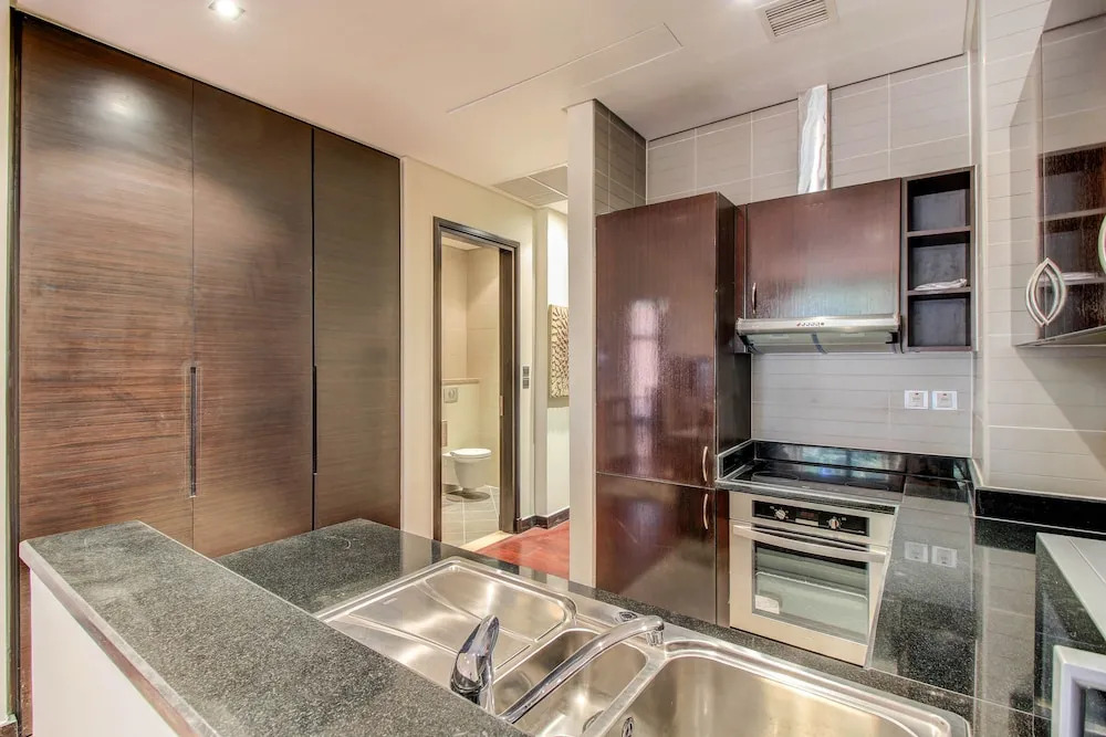 Luxe Getaways Royal Amwaj Palm Jumeirah Resort Apartment Holiday Home