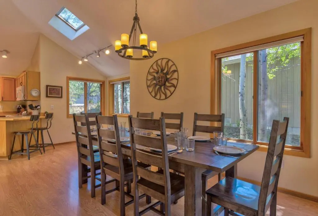 Lassen Lane 15