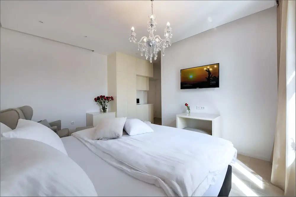 Via Porto Rooms
