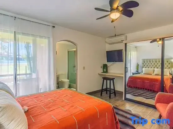 2BD Condo in La Costa Phase 2!