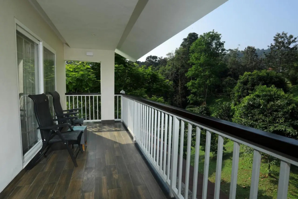 Broad Bean Resort & Spa