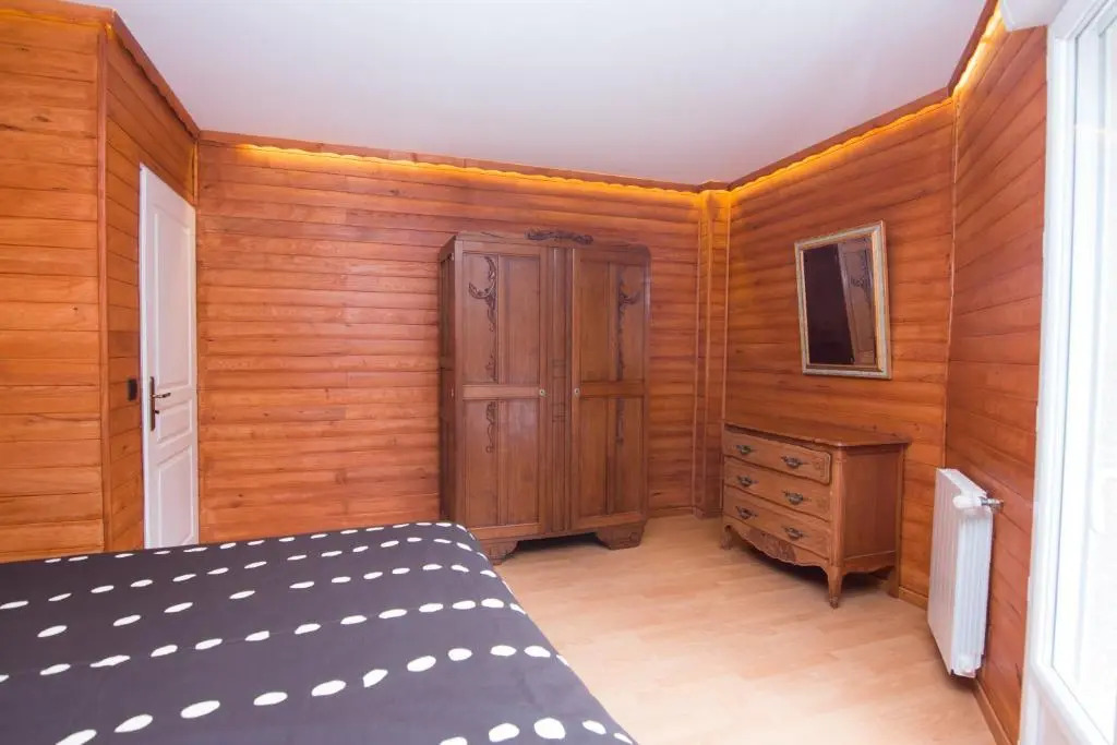Chalet de TARA - Grand appartement esprit chalet - piscine chauffée - Genève