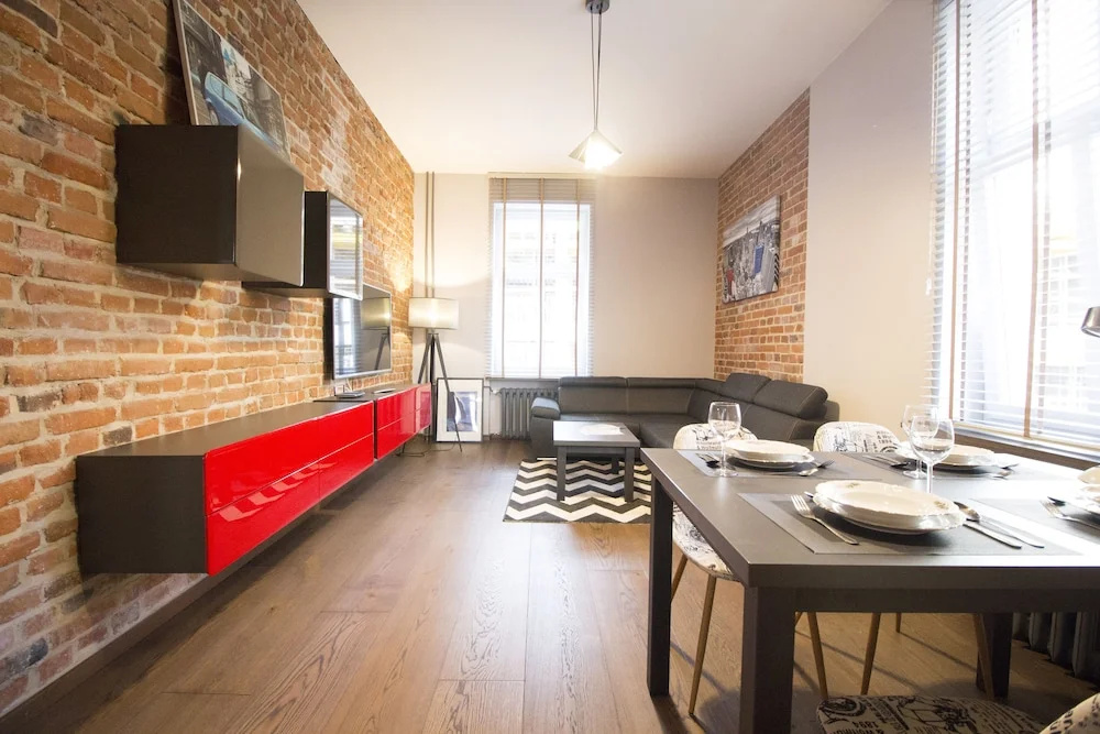 LUCKY APARTMENTS - Świdnicka Old Town