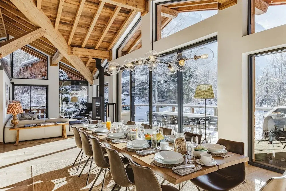 Chalet Black Squirrel
