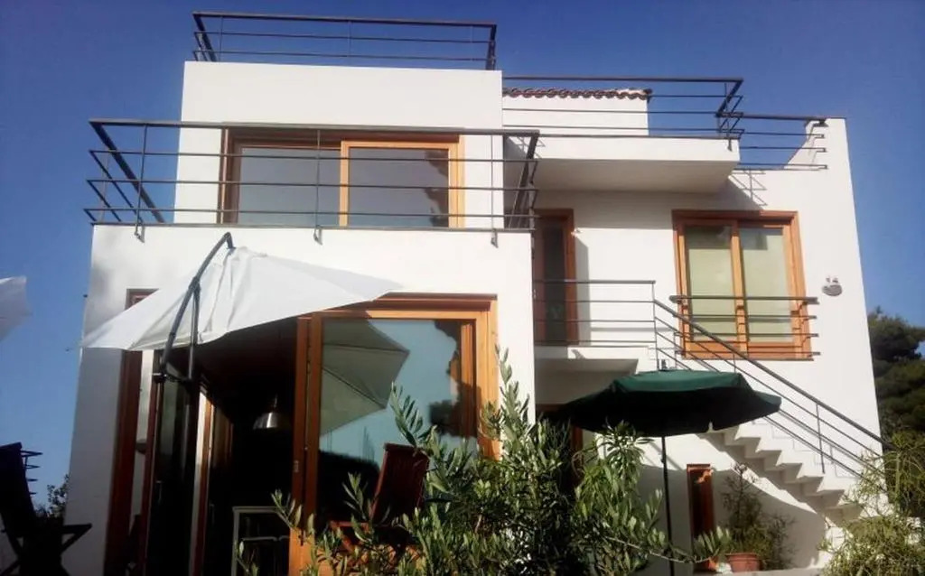 Sicily 2 - 3 - 4 Person with Pool