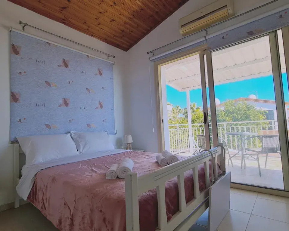 10 MEN - Stay Crystal Waves Maisonette