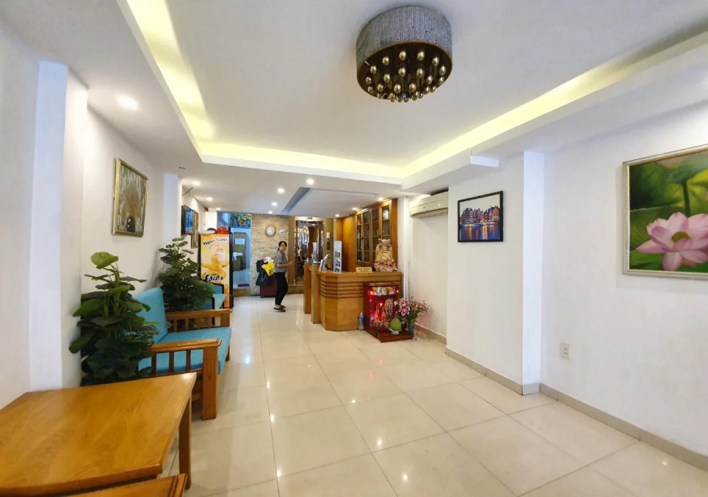 Janus Hotel 168