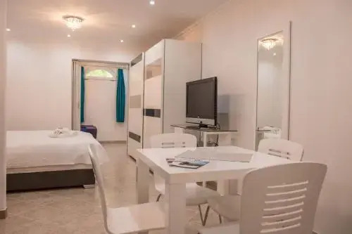 Guest House Sidro - Wellness & Restaurant