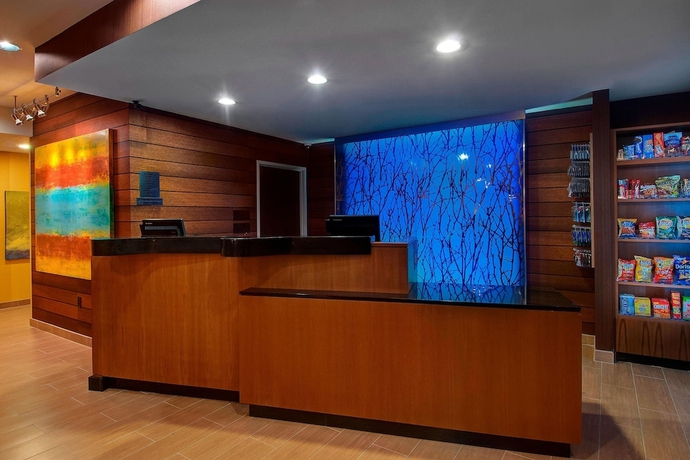 Fairfield Inn & Suites by Marriott Fort Worth I-30 West Near NAS JRB