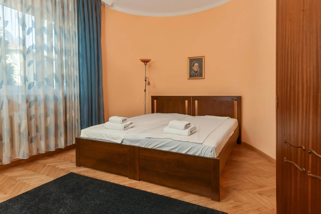 ✦ Sofia Retro ✦ Top Center 1-BDR Apartment