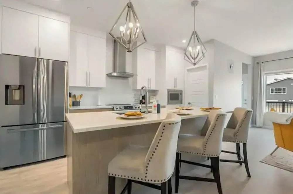 Luxury Modern Home - Livingstone