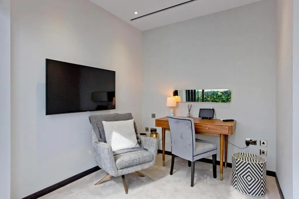 37GS Residences