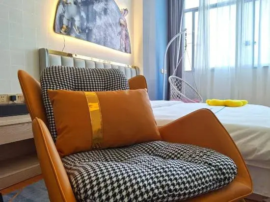 Dongshan Island Haishang Holiday Hotel (Nanmen Bay)