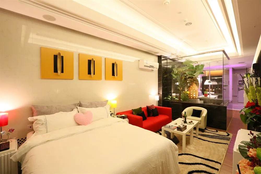 六星汽车宾馆(深圳龙岗中心城店)