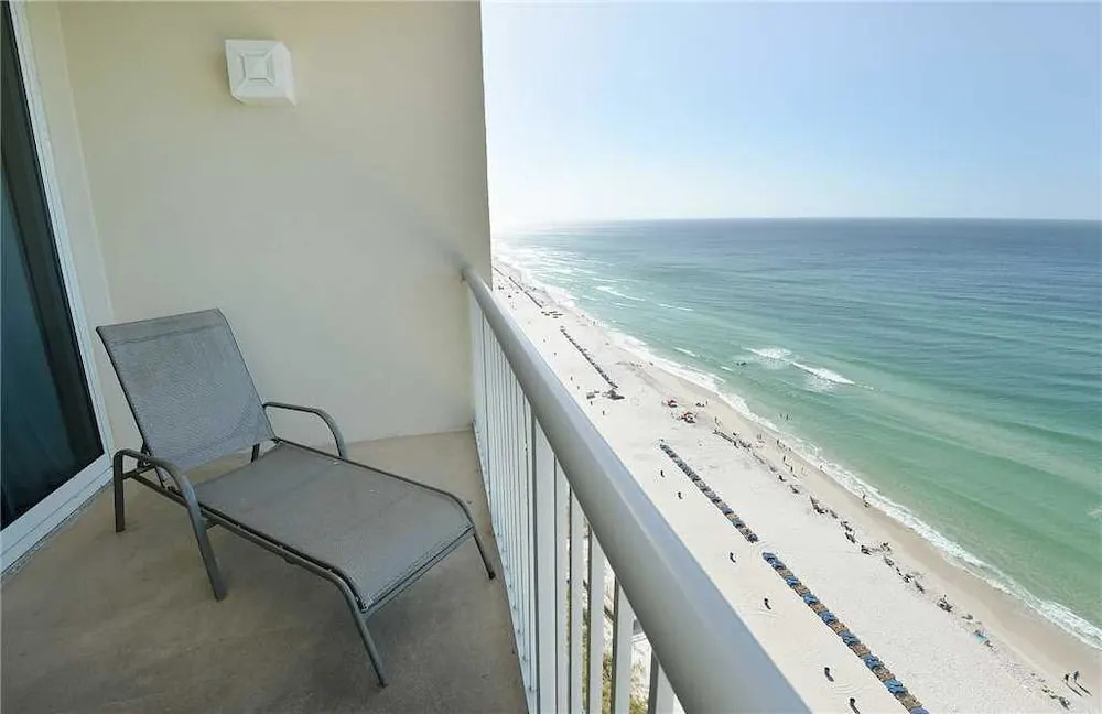 Majestic 1803 West Tower I - Three Bedroom Condo