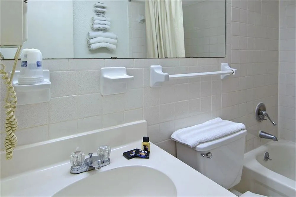 Fiesta Inn & Suites San Antonio