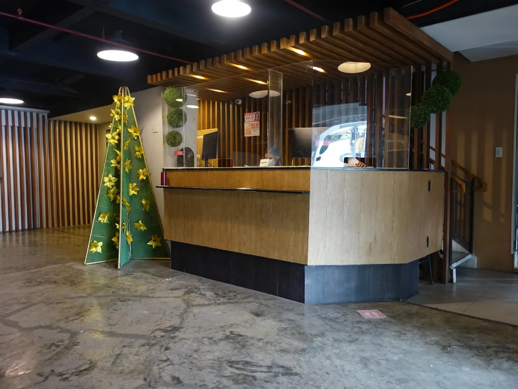 Selah Lofts Hotel