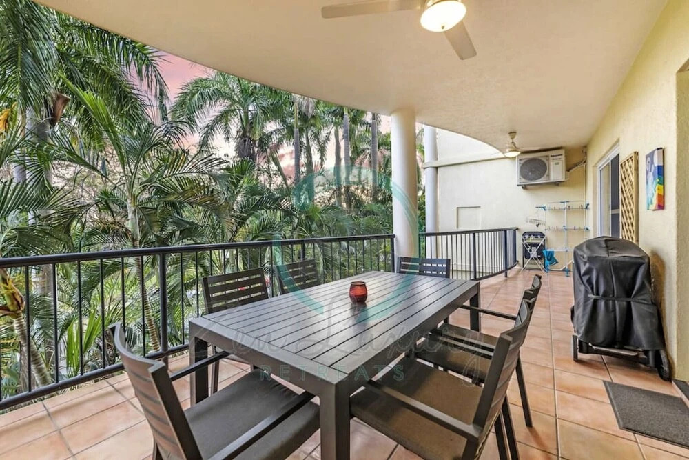 ZEN FORESHORE - 2 Bedroom Apt with Pool