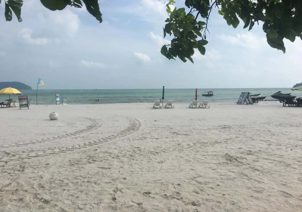 HIG Beach Motel