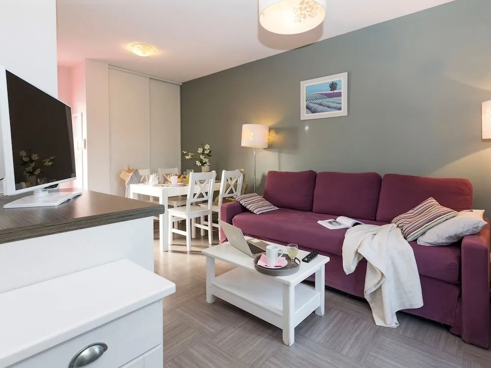 Well-kept Apartment in a Pleasant Town in the Provençe