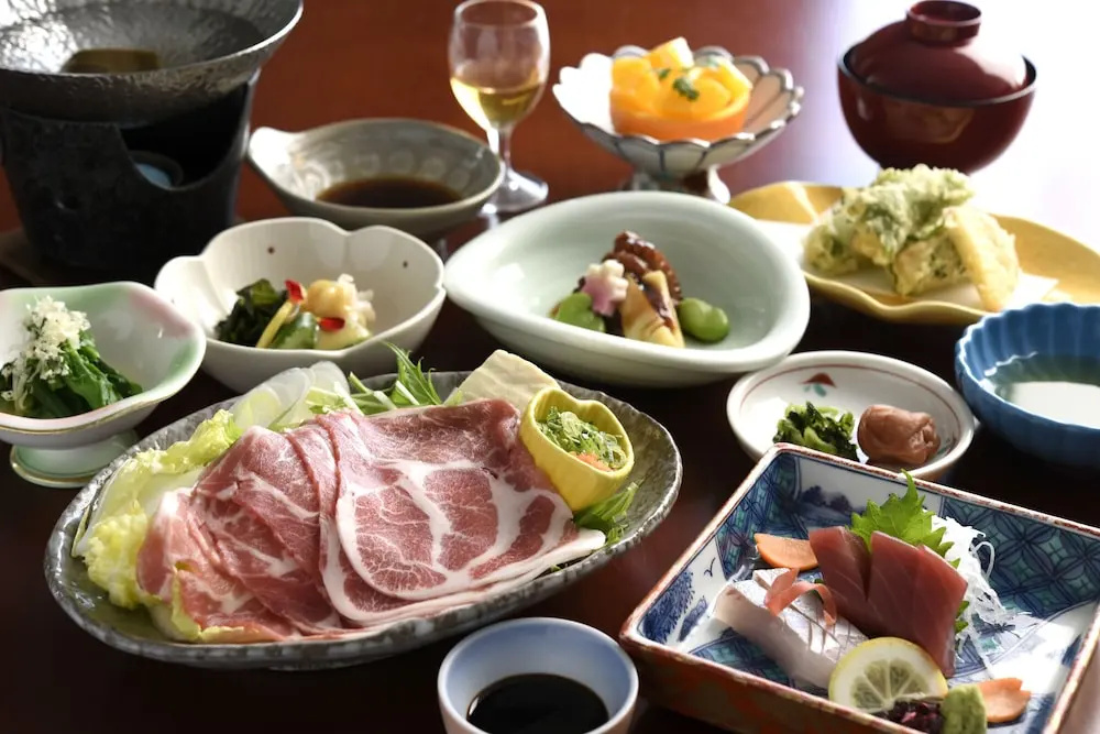 Hotel Sunresort Shirahama