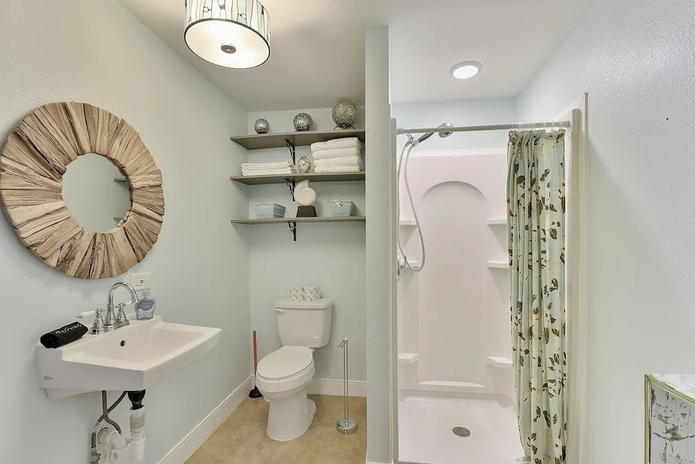 Barefeet 1 Bedroom Home