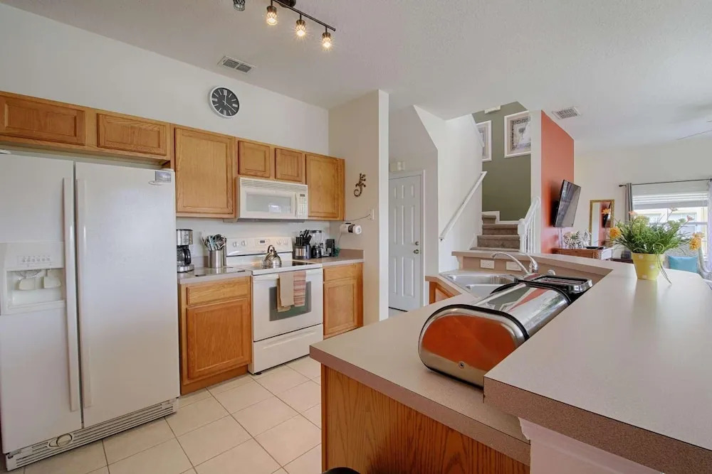 3153 Encantada