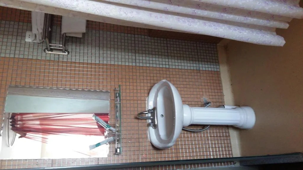 Jing Zhong Hostel