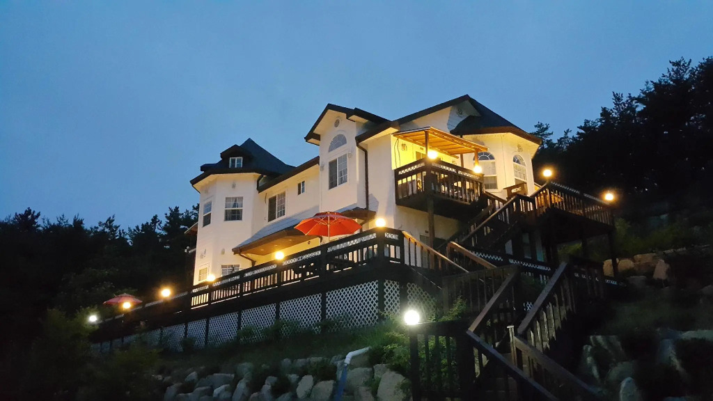 Gyeongju Todarun Saesang Pension