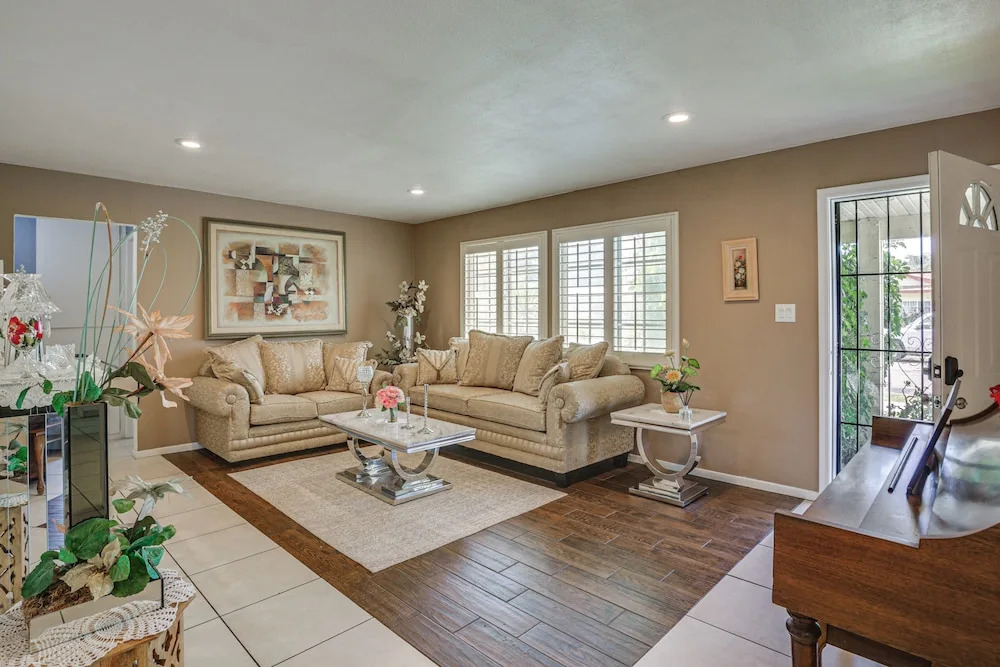 Home in San Diego Area w/ Outdoor Entertainment!