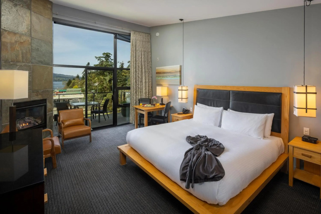 Brentwood Bay Resort