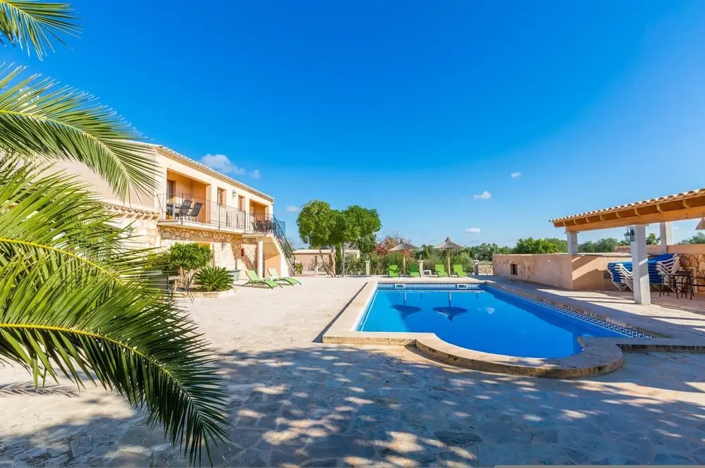 Can Fus in Campos With 1 Bedrooms and 1 Bathrooms