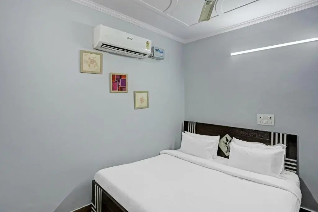 Capital O 85803 Prince Residency