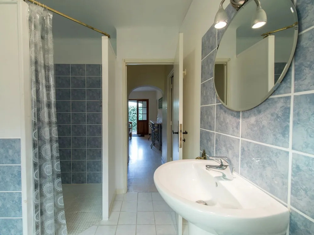 Sunny Villa Stay in Nyons