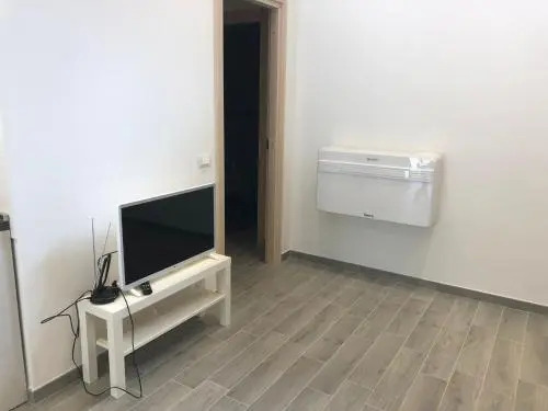 Flat 1 Bedroom 1 Bathroom - Varazze