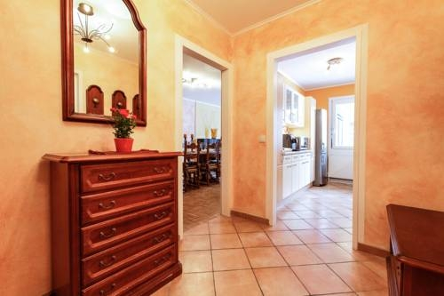 Serena Suites Serviced Apartments