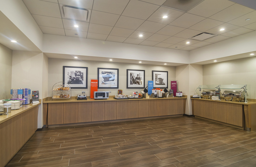 Hampton Inn by Hilton Amesbury, MA