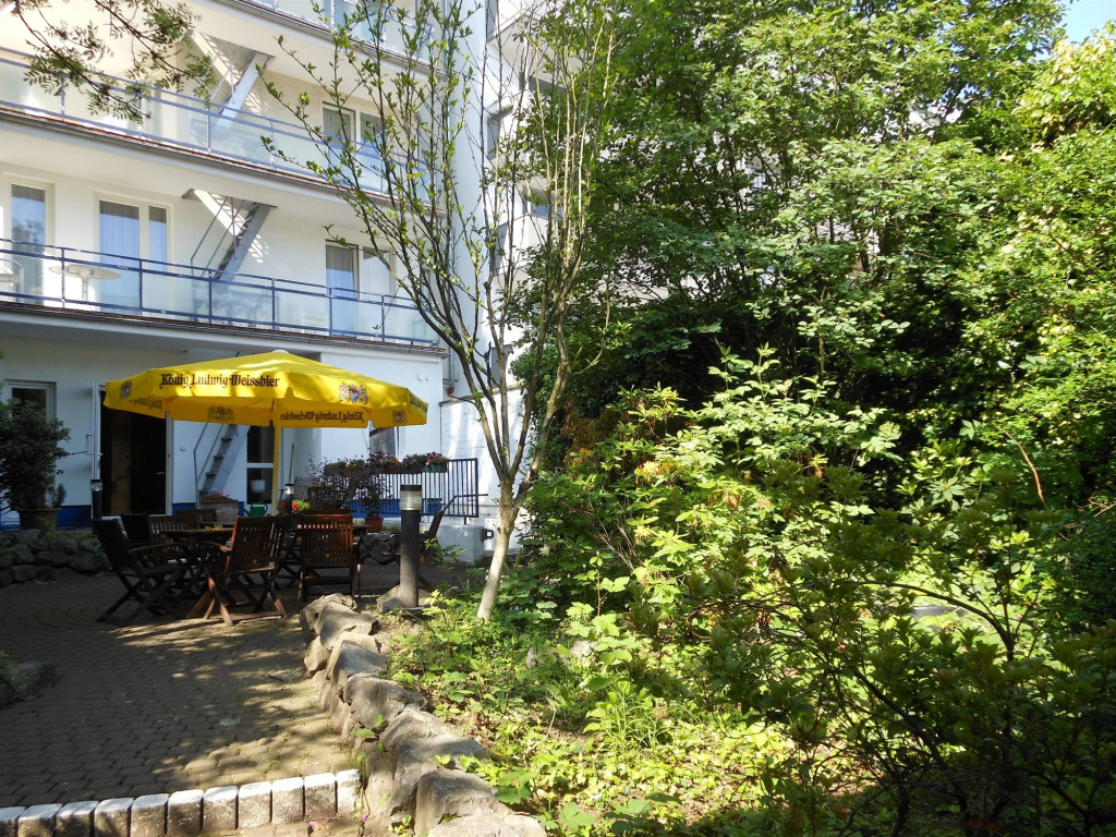 Garden Hotel