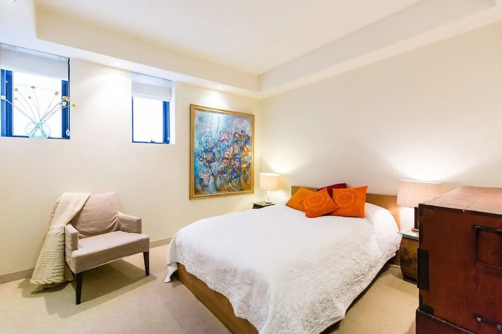 BELLE, 2BDR Melbourne Apartment